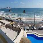 Hotel Playa Maria