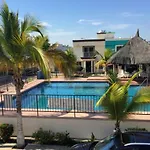 Casa Vacacional A 5 Min De La Playa, 12 O Mas Personas