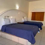 Hotel Oasis