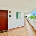 Departamento Cerca De Marina, Restaurantes Y Bares