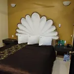 Hotel Oasis