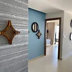 Condominio De Lujo Frente Al Mar En El Malecon - Alt 804