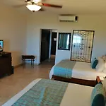 Las Villas Hotel & Golf By Estrella Del Mar