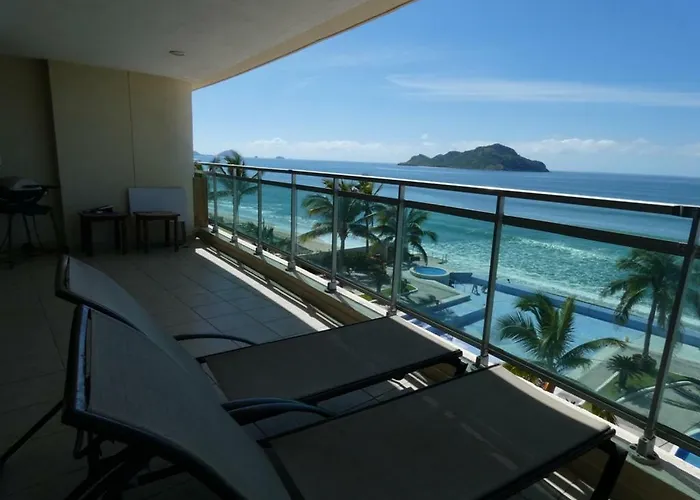 Las Gavias Golden Shores Condominiums