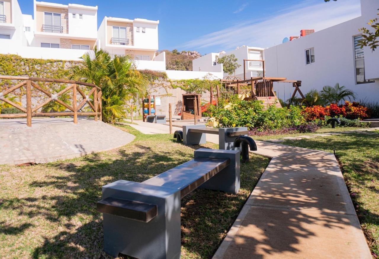 Casa En Privada Frente A La Playa Con Alberca! Holiday home