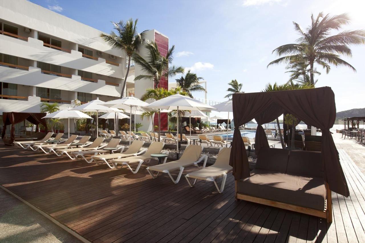 Hotel Emporio 4*