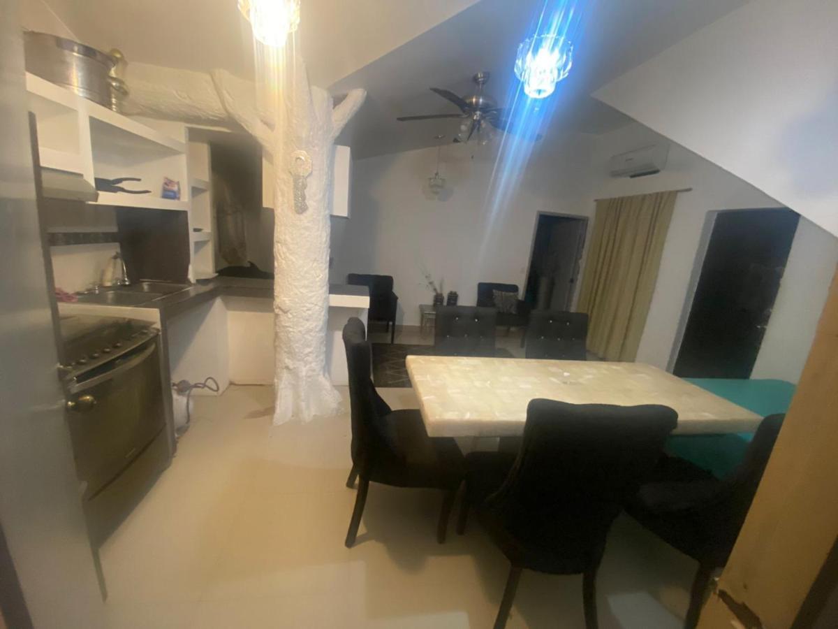 Hostal Departamentos Zona Dorada
