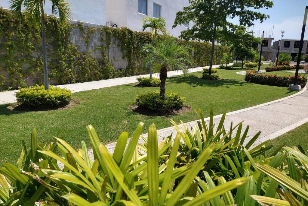 Apartment Amplio, Hermoso, Comodo Depa En *