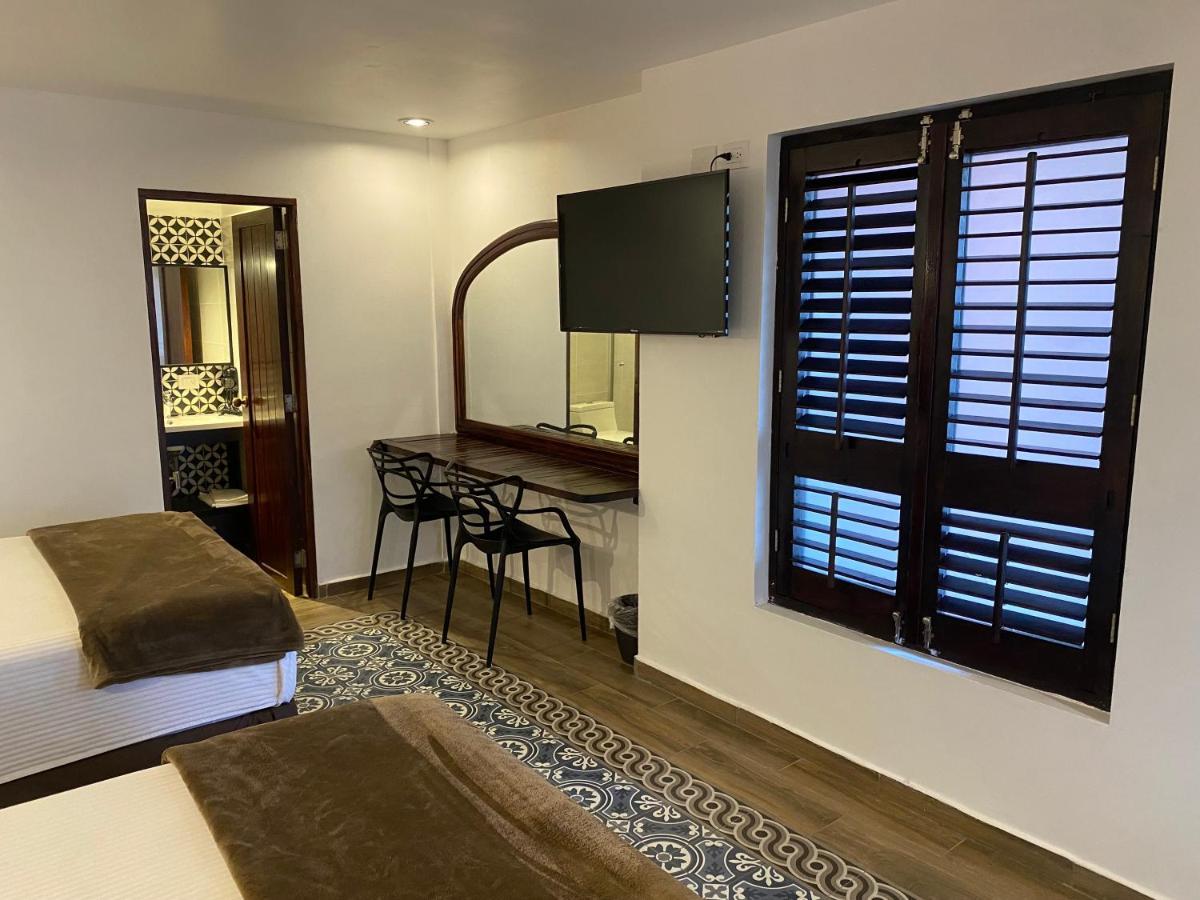Hotel Raices De Mar