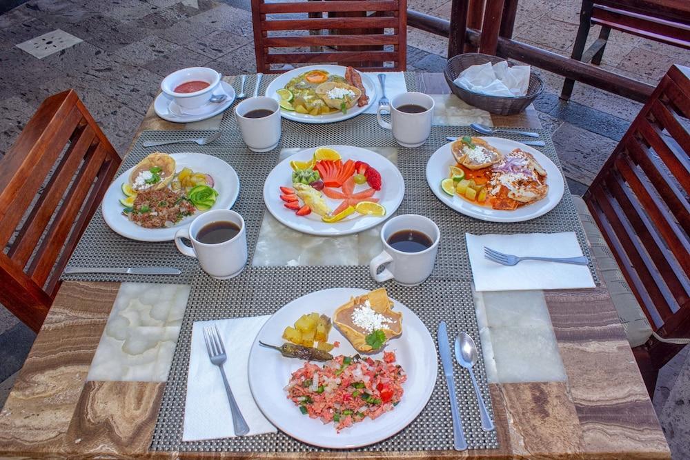 Zafiro Boutique Hotel