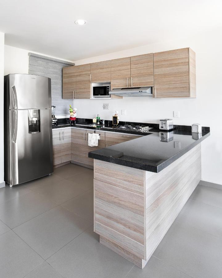 Spacious 2 Bedroom With Beautiful Sunset