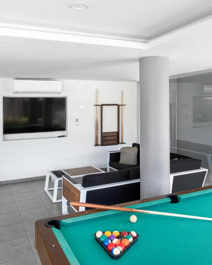 Spacious 2 Bedroom With Beautiful Sunset Apartment Mazatlan