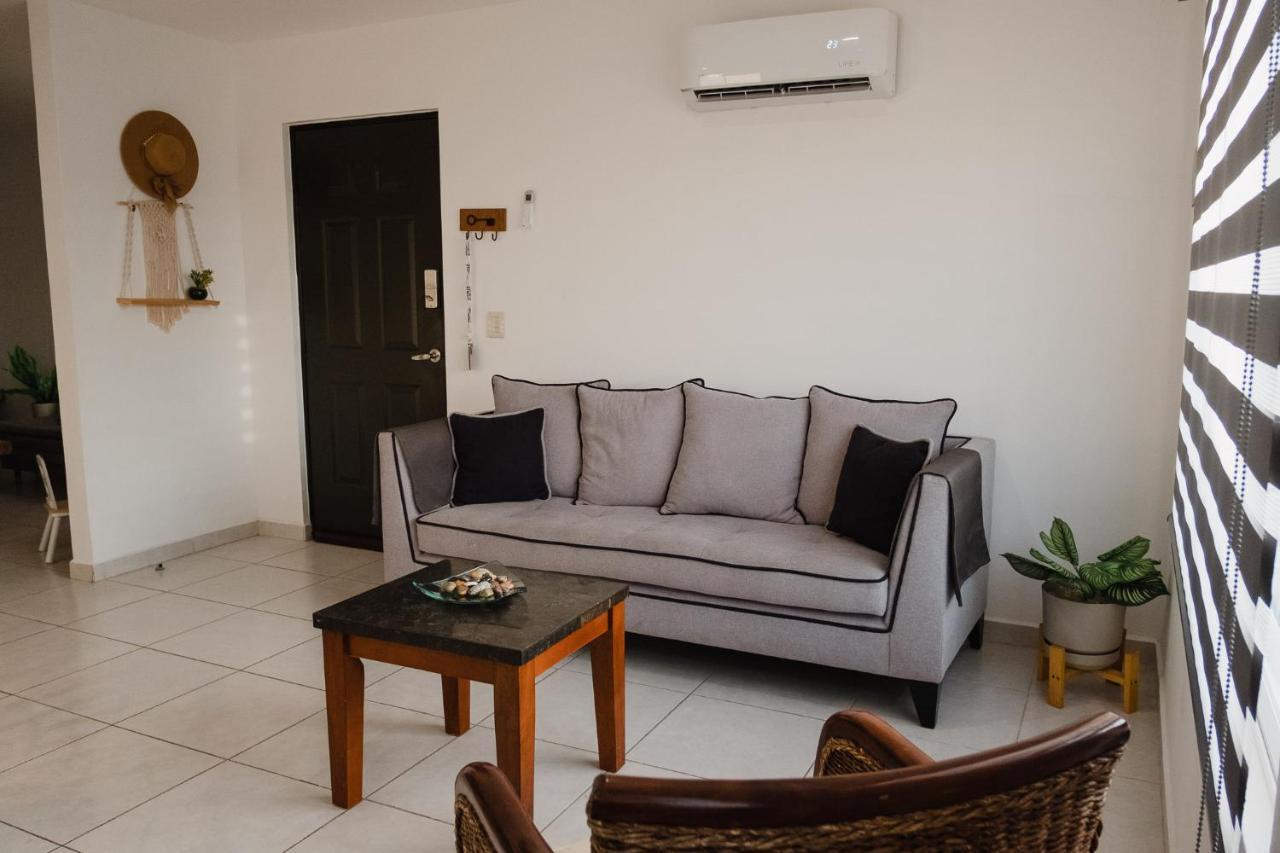 Amplio, Hermoso, Comodo Depa En Mazatlan