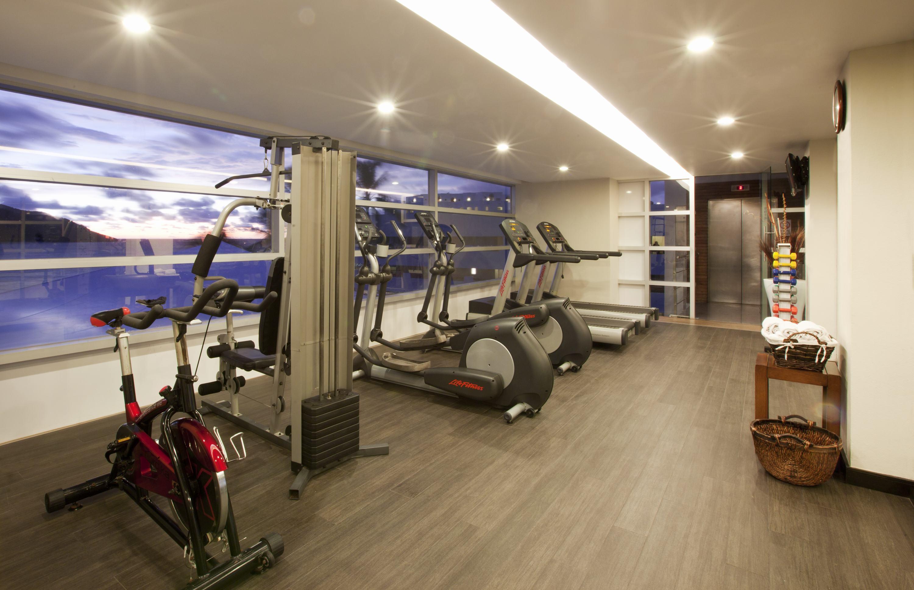 Emporio Hotel 4*