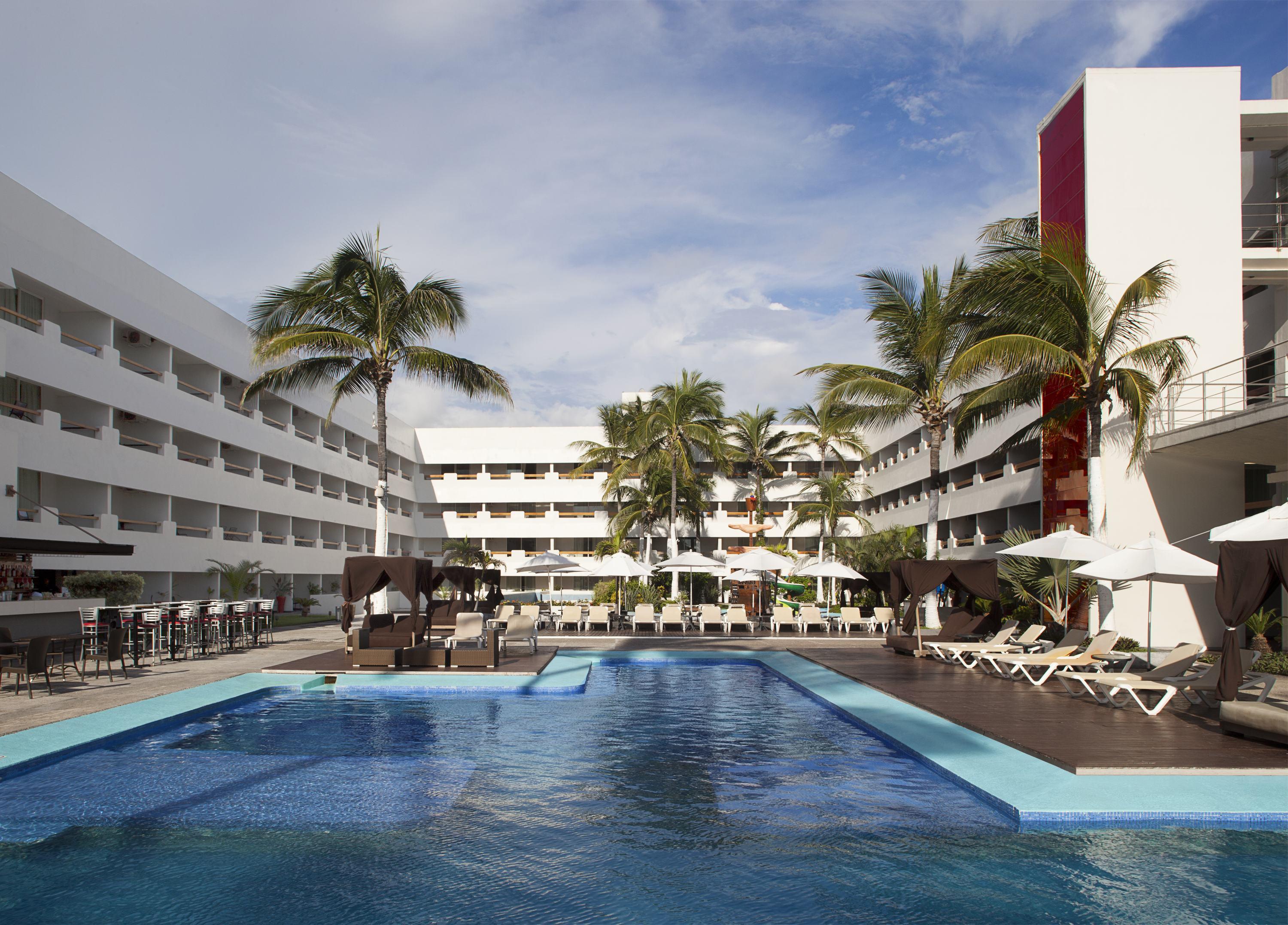 Emporio 4*