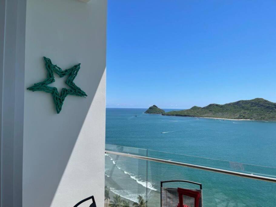 Apartment De Lujo En Playa Zona Dorada Camino Al Mar Mazatlan