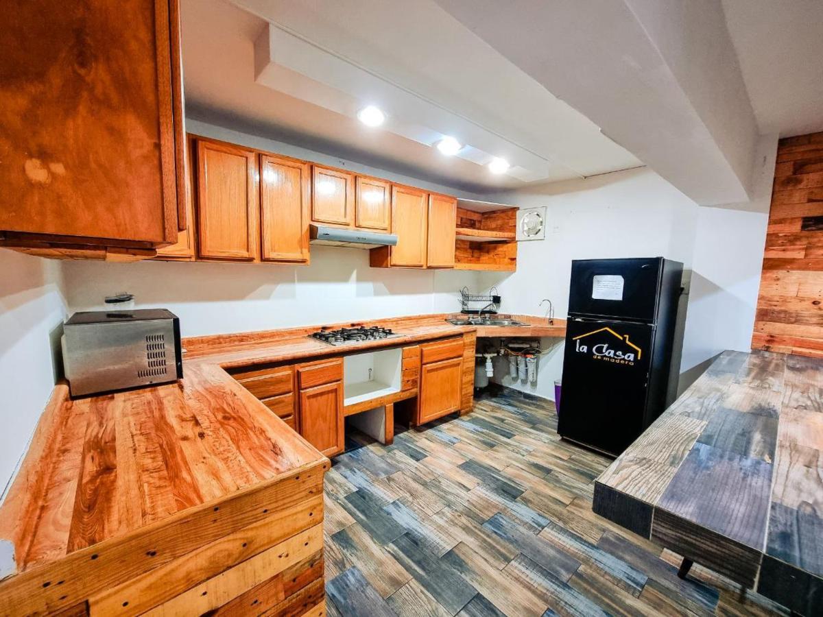 Hostal La Casa De Madera * Mazatlán