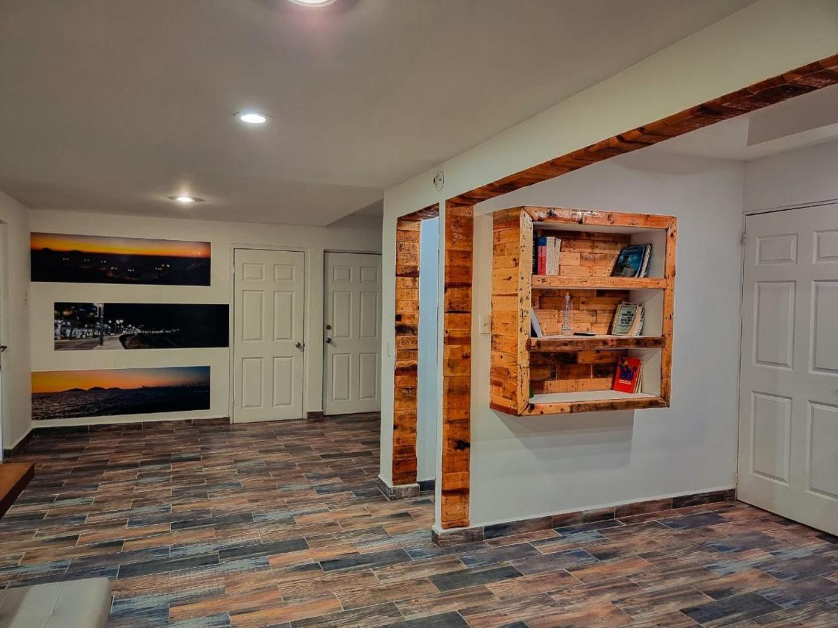 Hostal La Casa De Madera