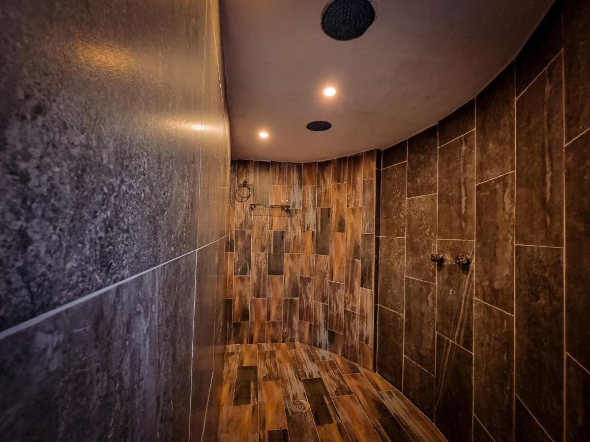 Pensión Hostal La Casa De Madera