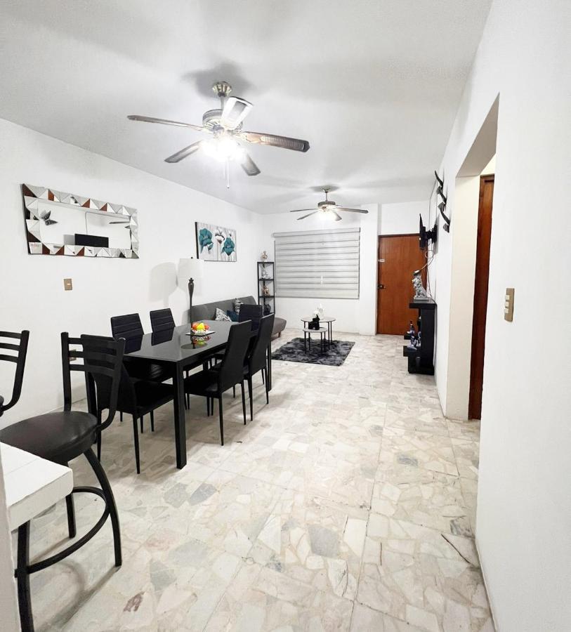 Zona Dorada - Playa Frente - Departamento #1 Mazatlan