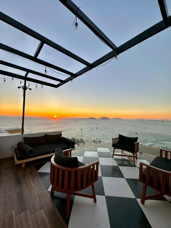 Sunset Tower Vista Al Mar Apartamento *