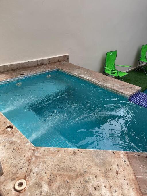 Casa Con Alberca En Excelente Ubicacion, Para Grupos Grandes De Personas * Mazatlan