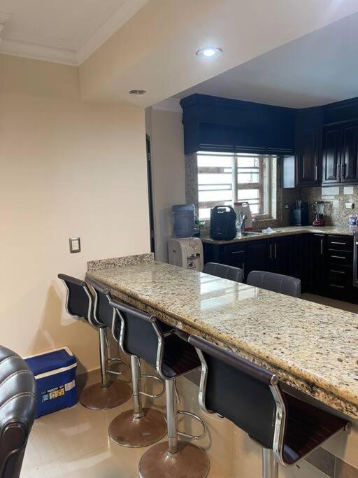 Casa Con Alberca En Excelente Ubicacion, Para Grupos Grandes De Personas * Mazatlan