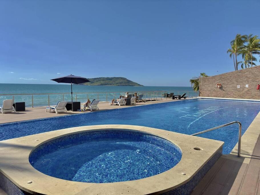 Pie De Playa Y Con Vista Al Mar By G P S Rentas * Mazatlan