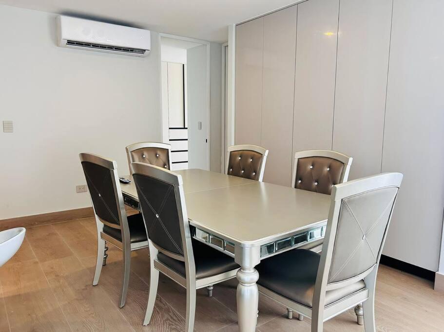 Apartamento En Malecon Con Vista Al Mar Y By G P S Rentas Mazatlán