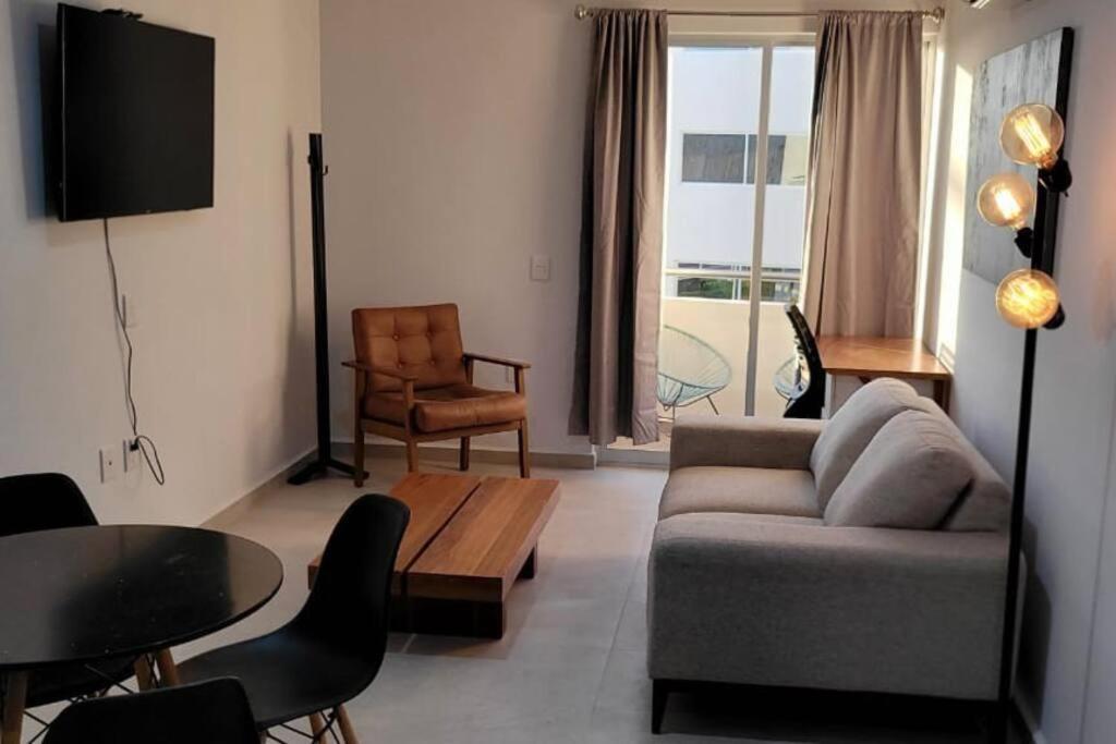 Maravilloso Departamento En Bluu Torre Turquesa #306 * Mazatlan