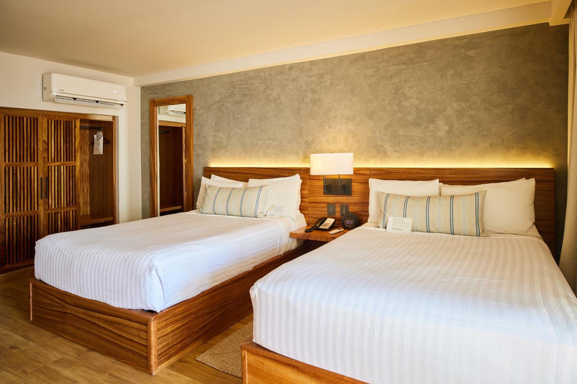 Emporio Hotel
