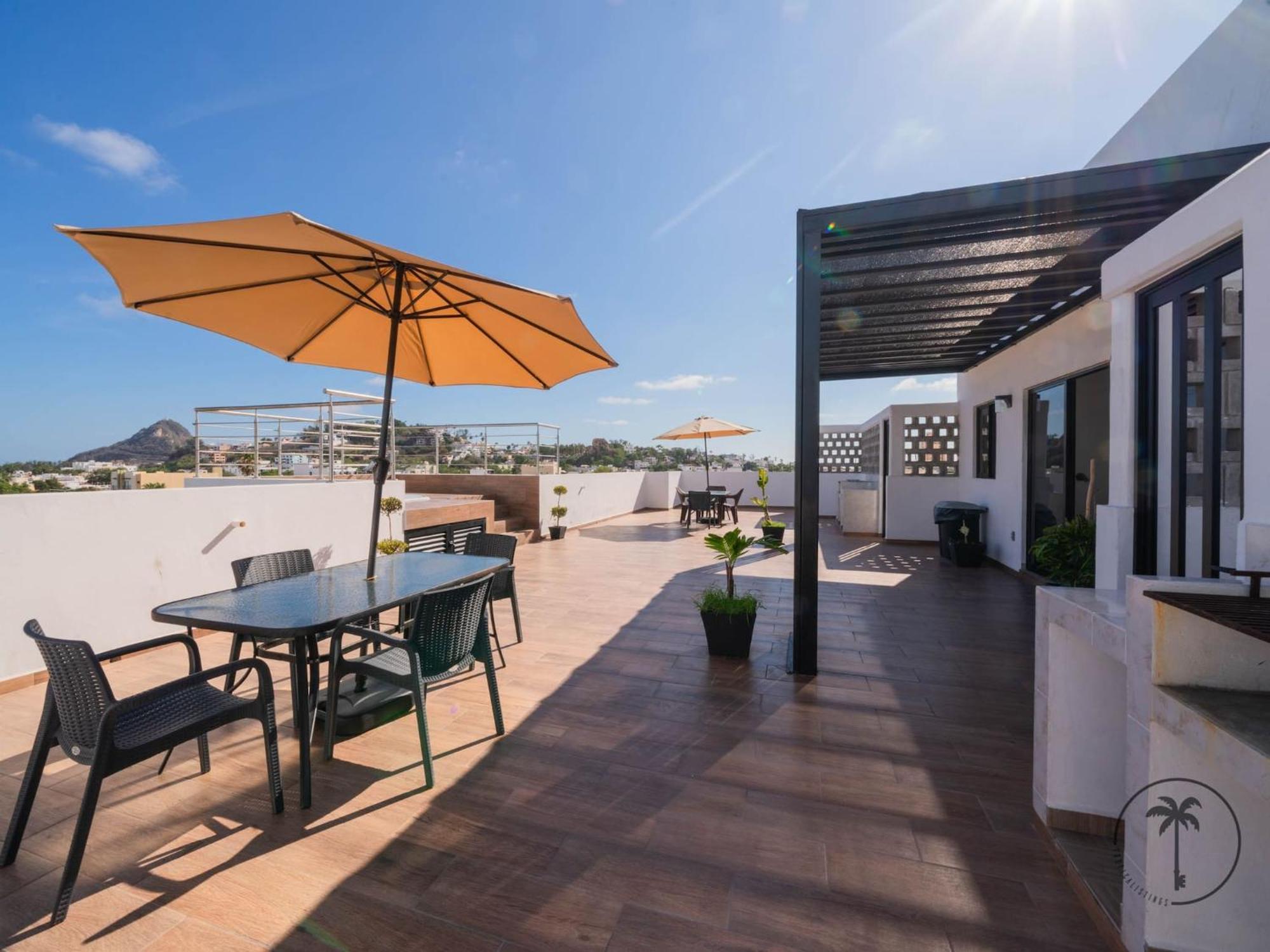 Apartment Comfy With Stylish Furnishings & Private Balcony - Antigua Mazatlan