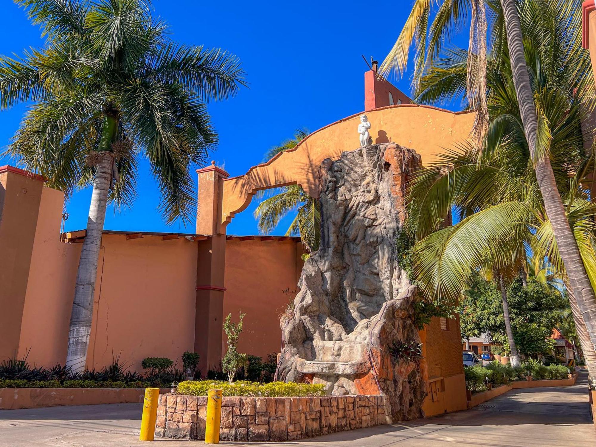 Hotel Oasis 3*