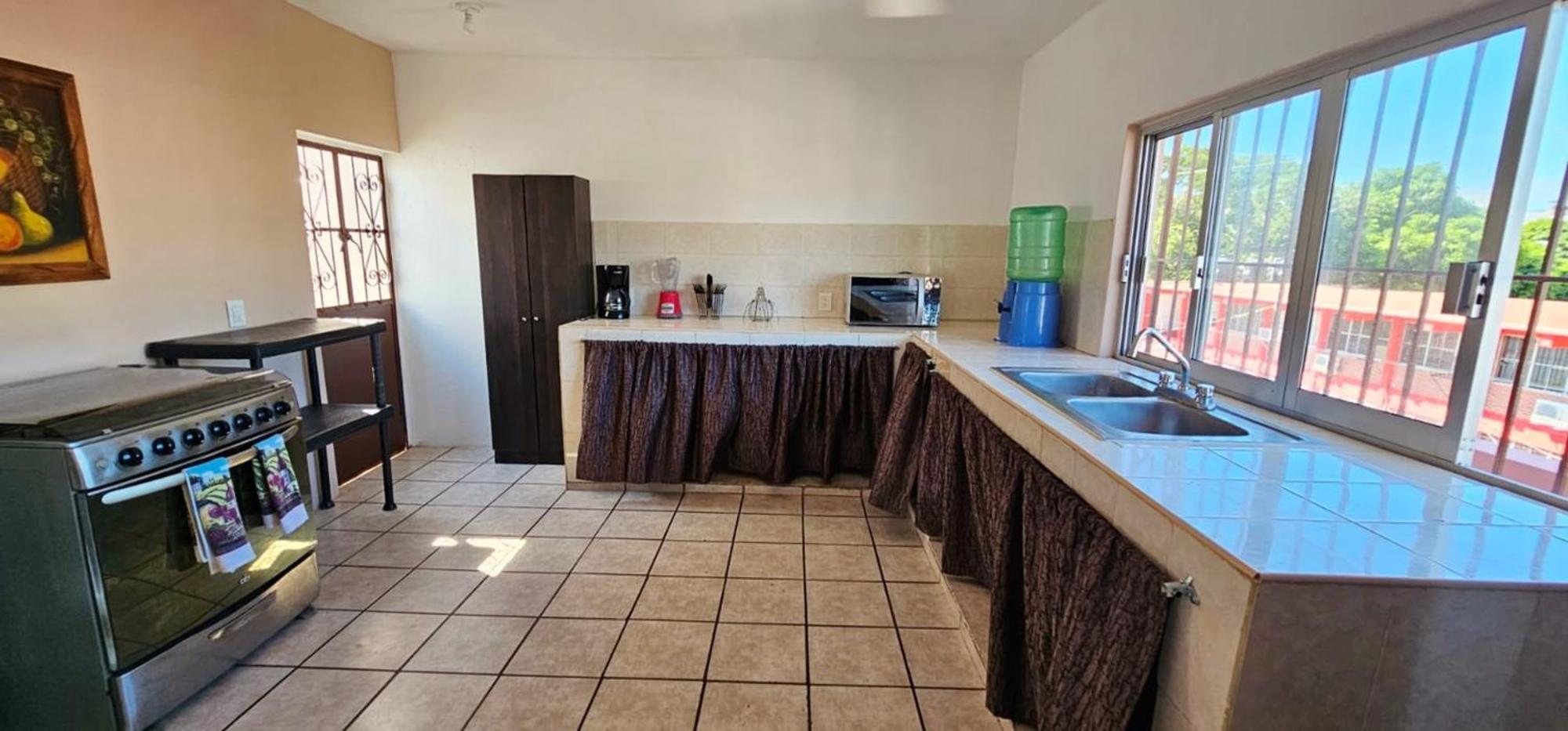 Depto Grande 3 Min Olas Altas Y Machado - 15 Personas Apartment Mazatlan