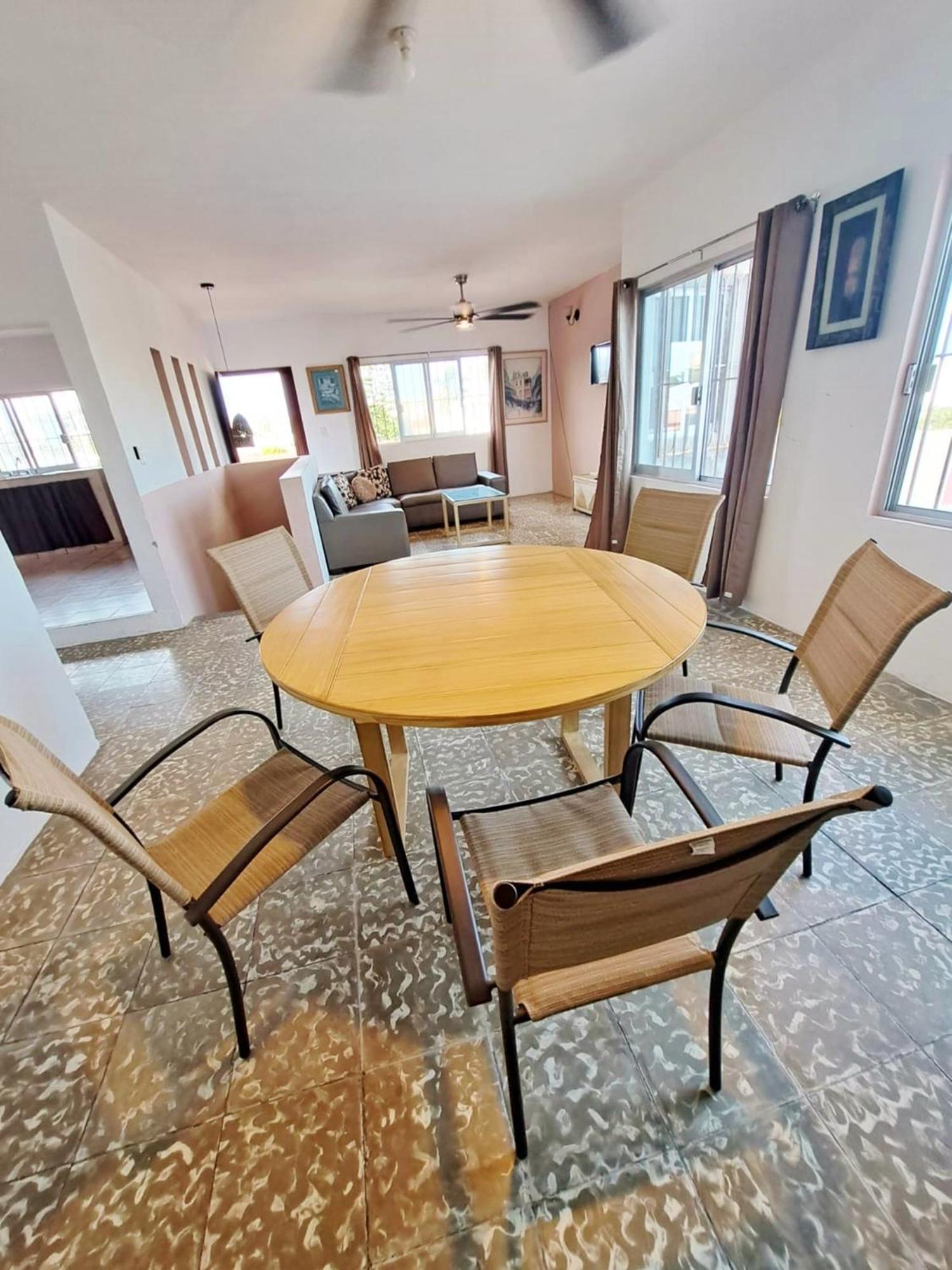 Apartment Depto Grande 3 Min Olas Altas Y Machado - 15 Personas