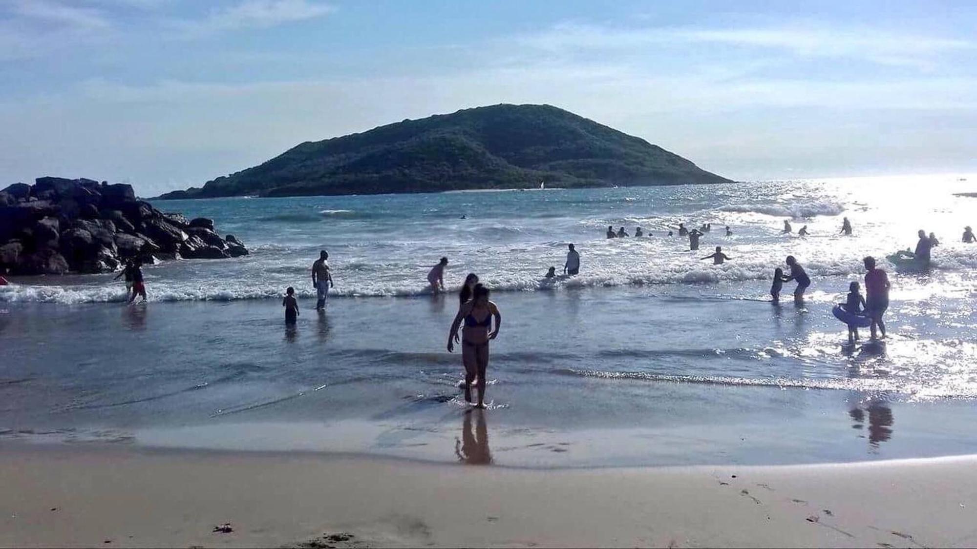 Alcantara The Beach, Shops, Good Wi-fi