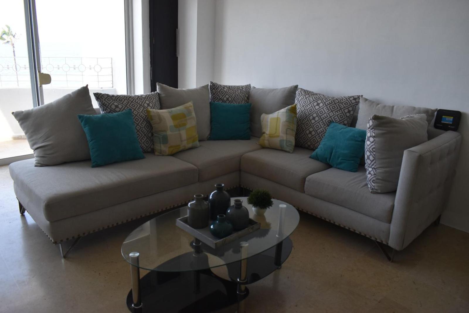 Departamento En Torre Miramar, Malecon De Apartment *