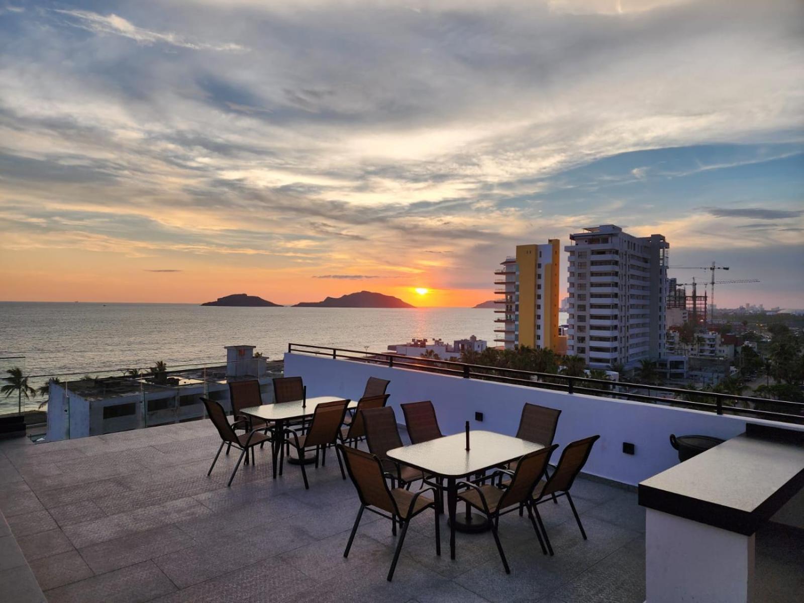 Departamento En Torre Q Mazatlán