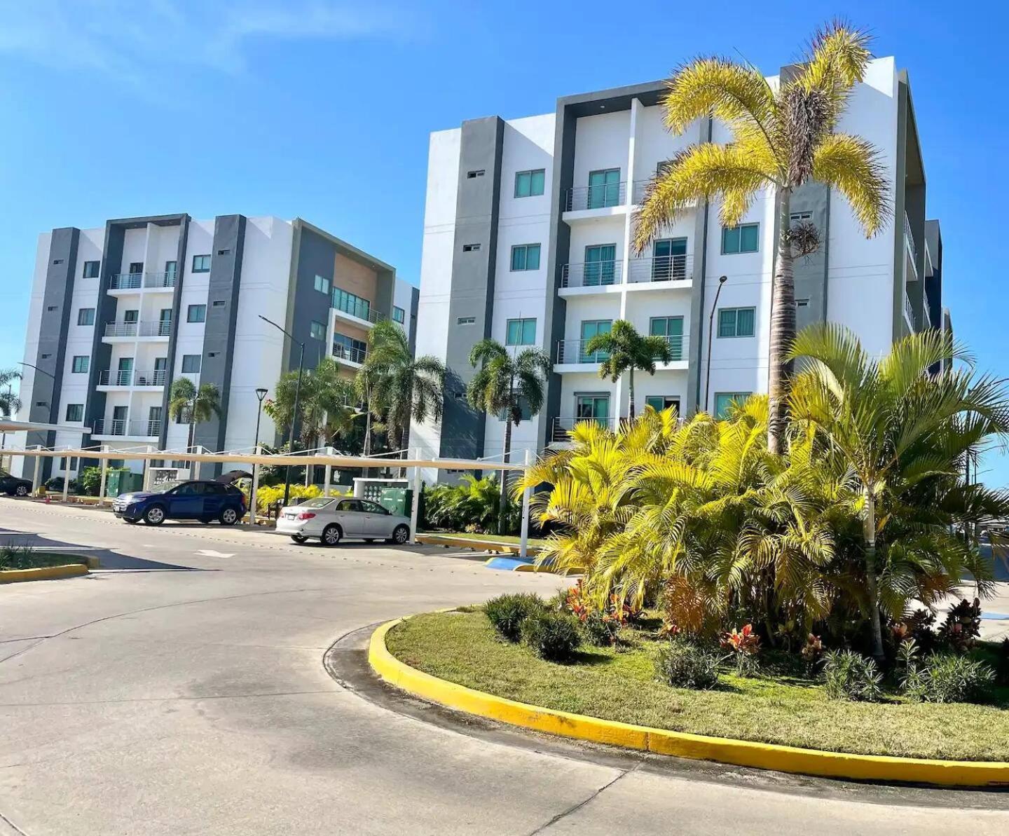 2br 2ba Aptm - Centric - Near The - Amazing Pool * Mazatlan