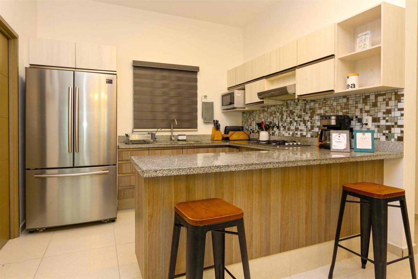 Apartment 2br 2ba Aptm - Centric - Near The - Amazing Pool *
