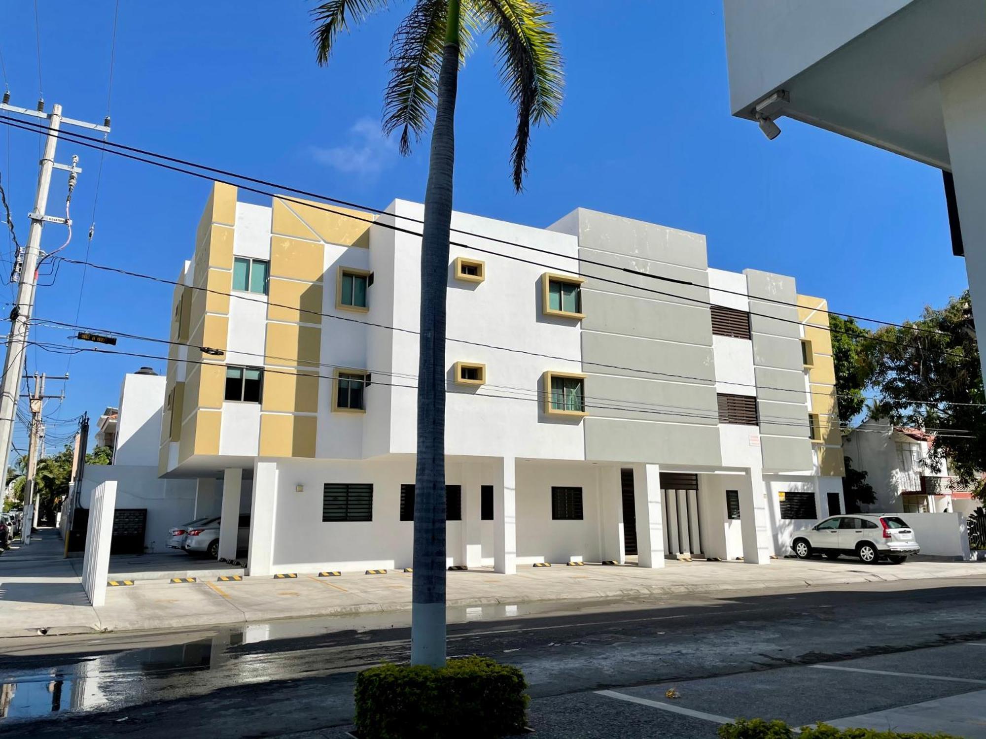 Alcantara The Beach, Shops, Good Wi-fi Holiday home Mazatlan