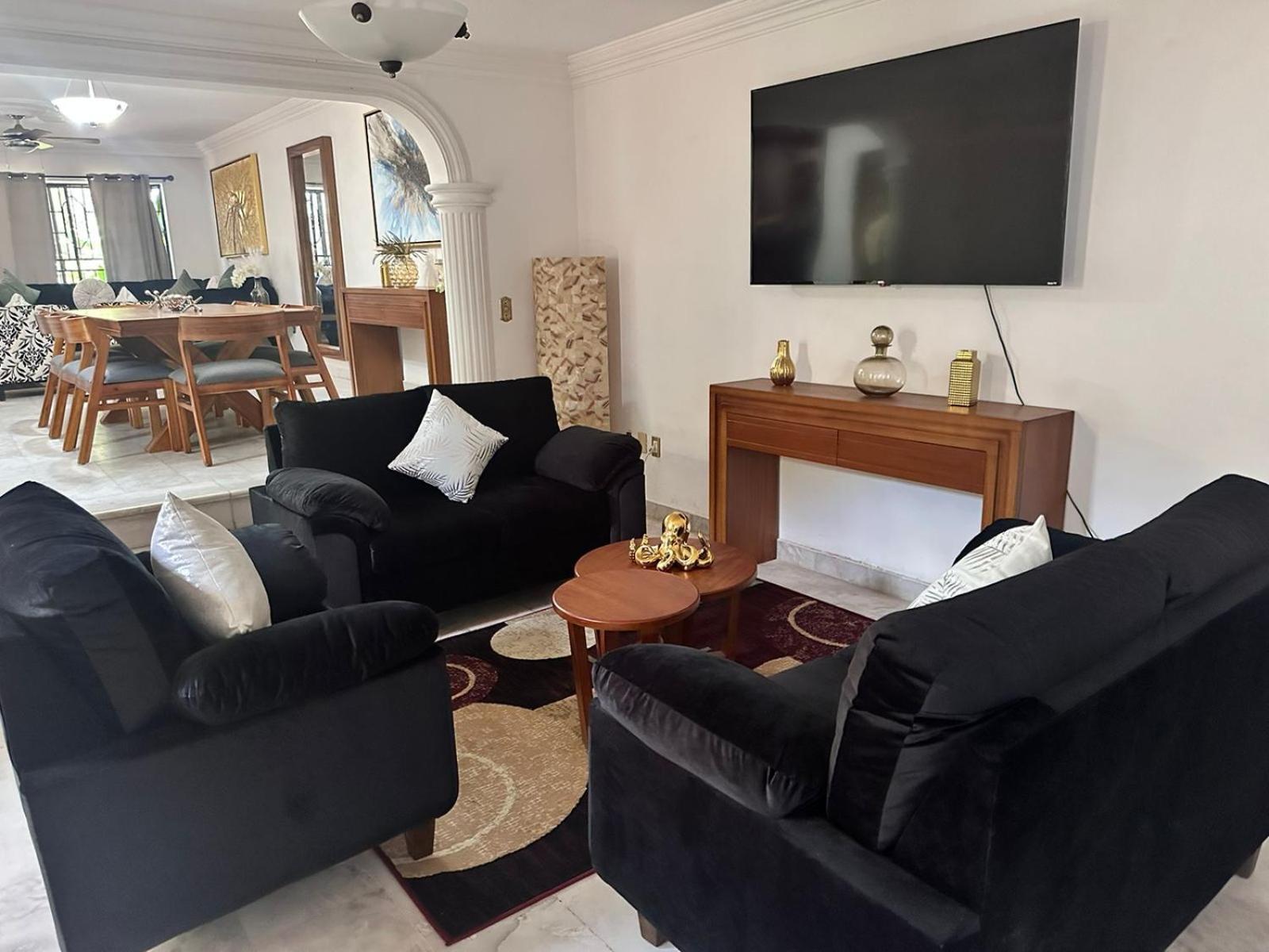 Casa Cerca Del Malecon Holiday home