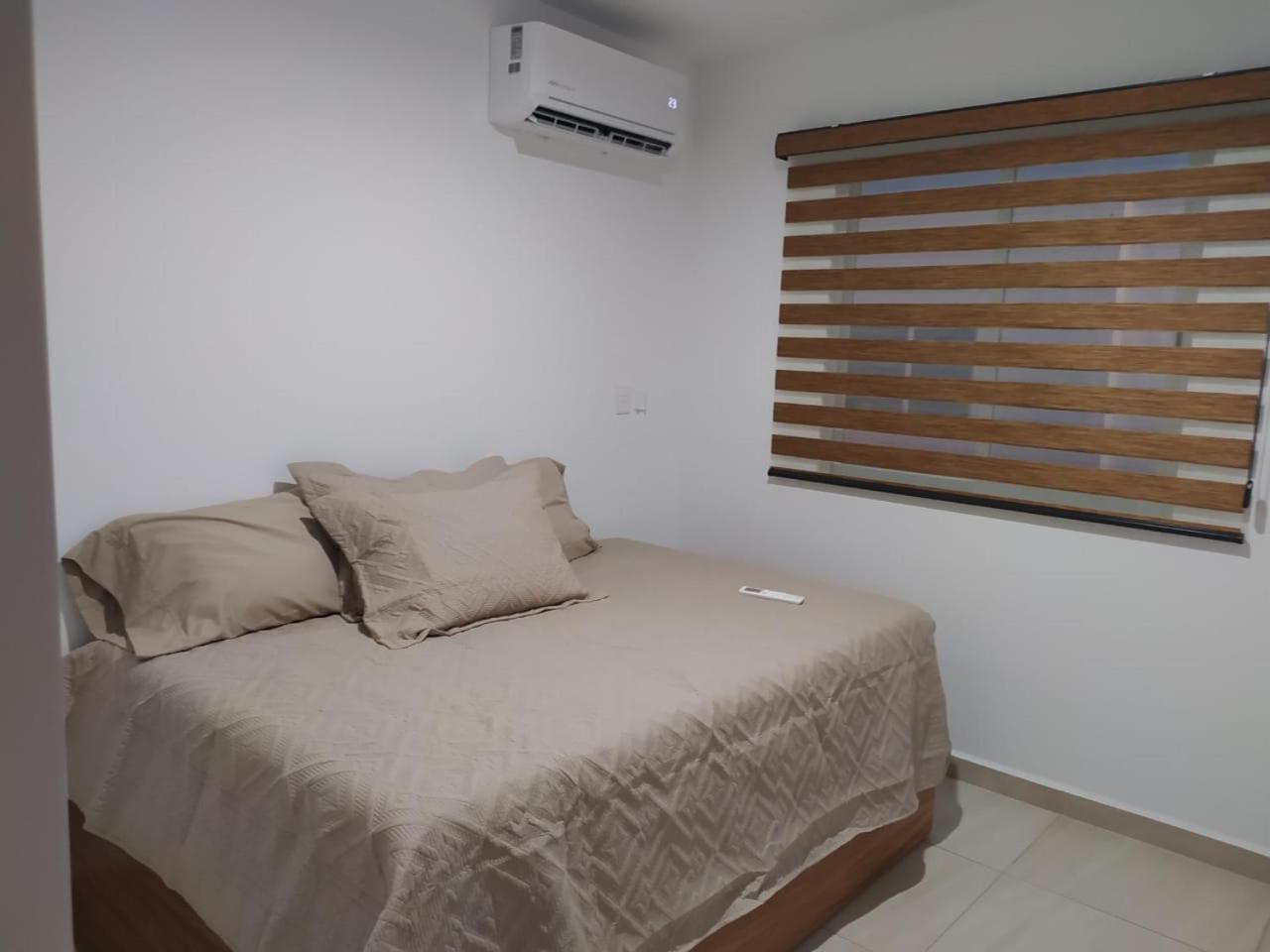 Casa Residencial Almarena *