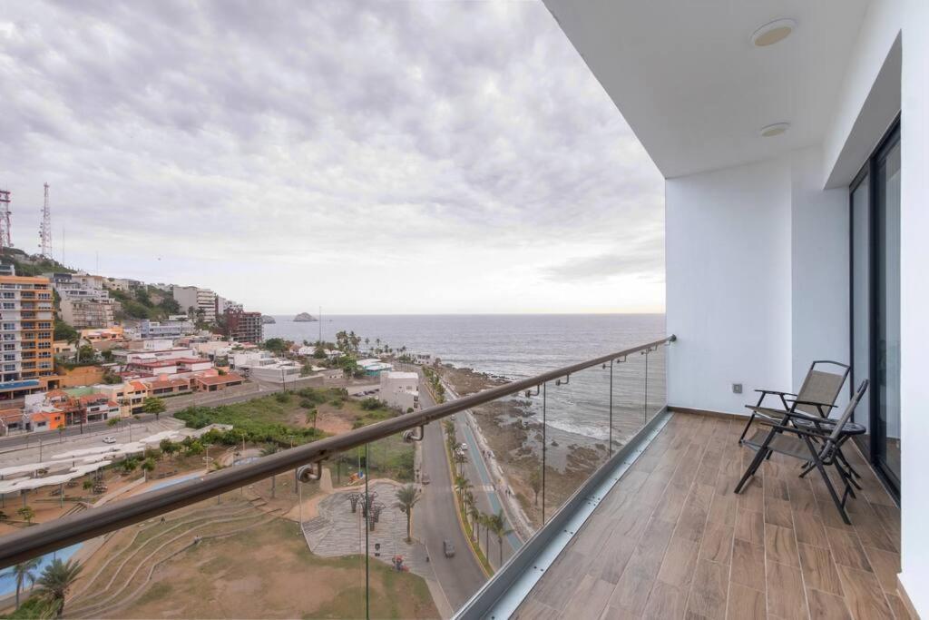 Apartment Elegante Depa Frente Al Malecon Y Cerca Del Centro *