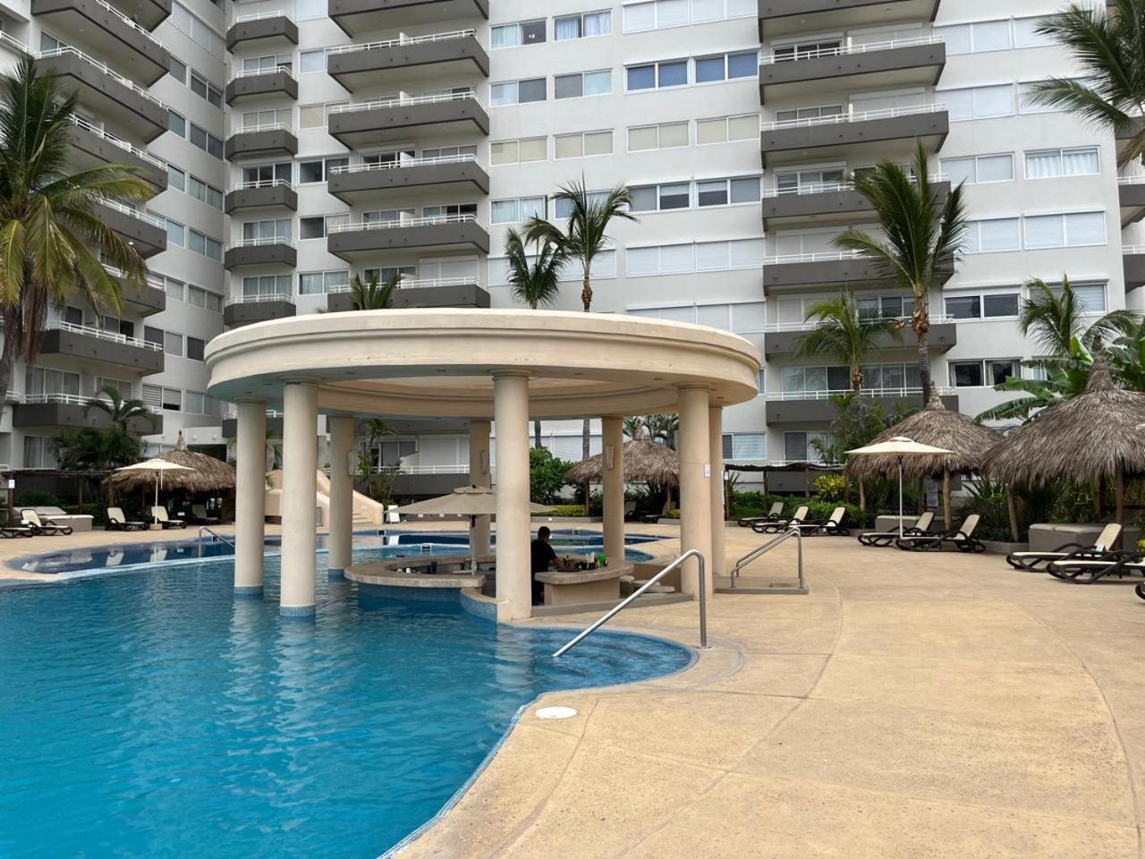 Departamento A Pie De Playa Apartment Mazatlan