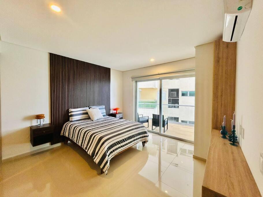 Elegante Frente Al Mar En Zona Dorada By G P S Rentas Apartment