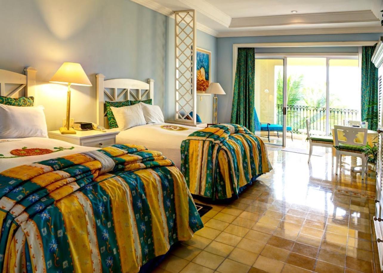 Resort Pueblo Bonito Emerald Bay & *