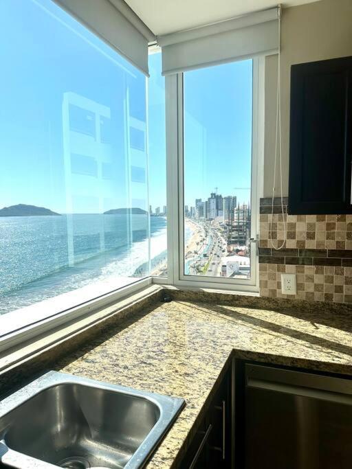 Apartment Ultimate Luxury - Ocean Front Penthouse Mazatlan