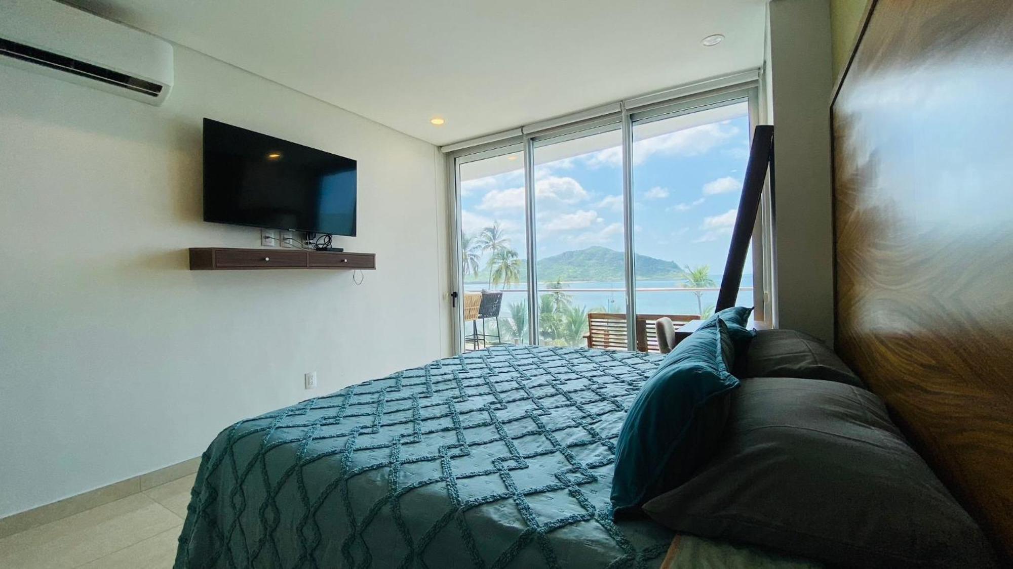 De Lujo En El Corazon De La Zona Dorada En Camino Al Mar. Holiday home Mazatlan