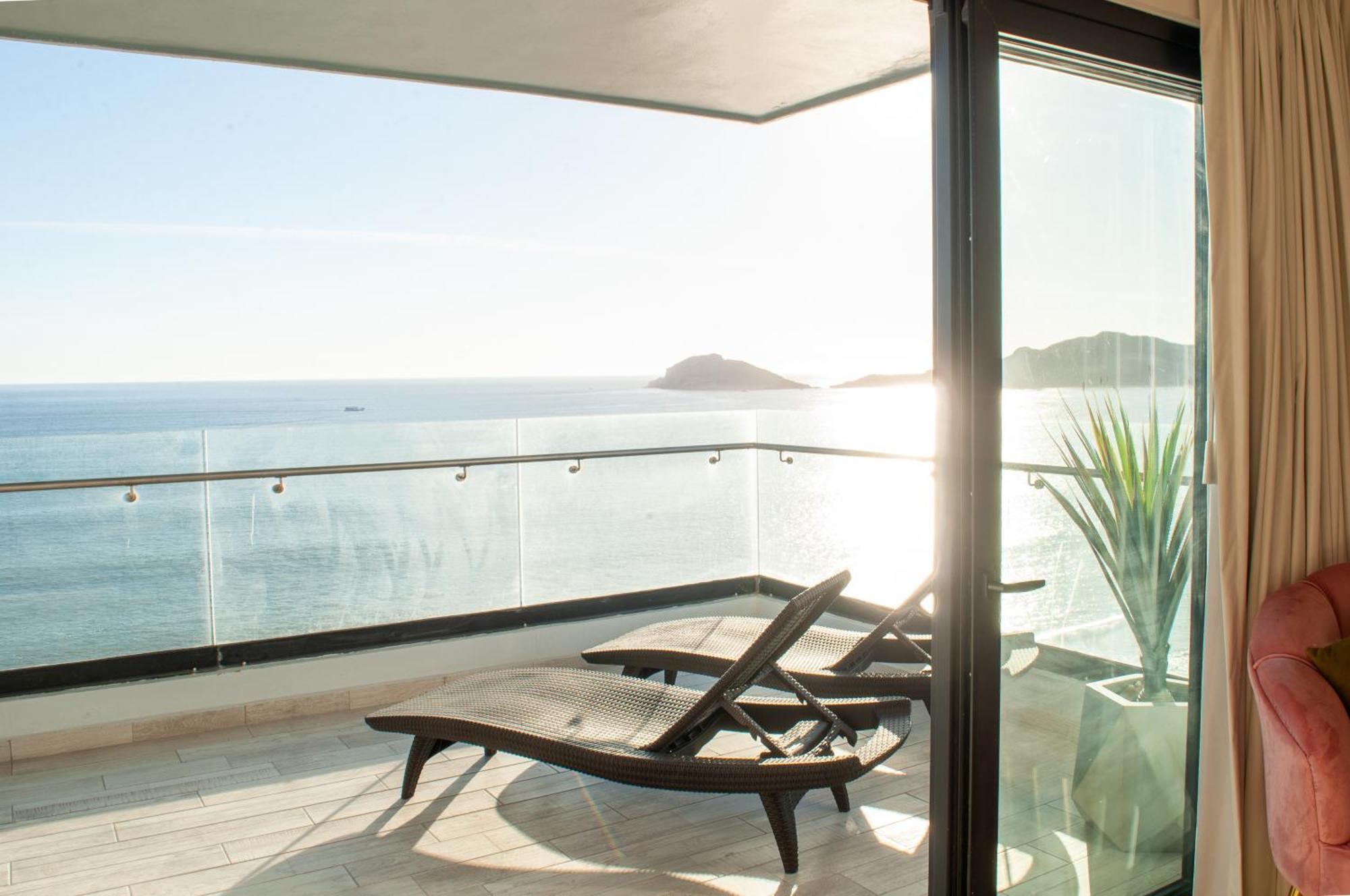 Malecon Apartment